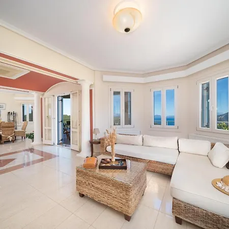 Private Gelia, With Panoramic 180 Degrees Sea View! فيسكاردو