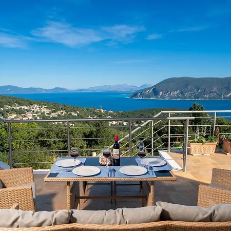 Private Gelia, With Panoramic 180 Degrees Sea View! فيلة فيسكاردو